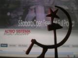 Fotografia di leonardo basile : falce e martello (di comunista memoria) e home page di santa barbara (di anarchica visione) : commistione infiammabile ma non pericolosa