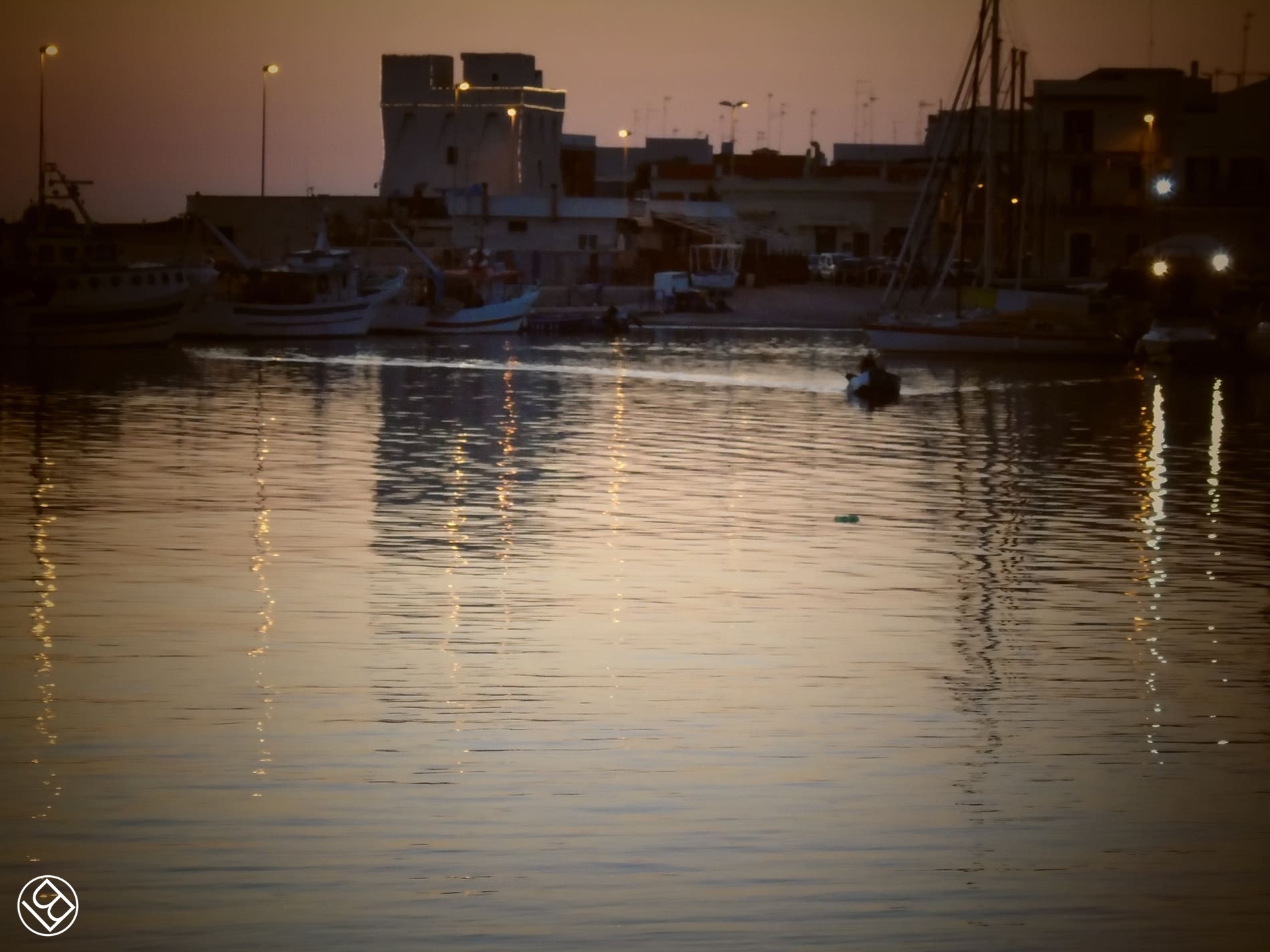 Spettacolare alba al porto di S.Spirito