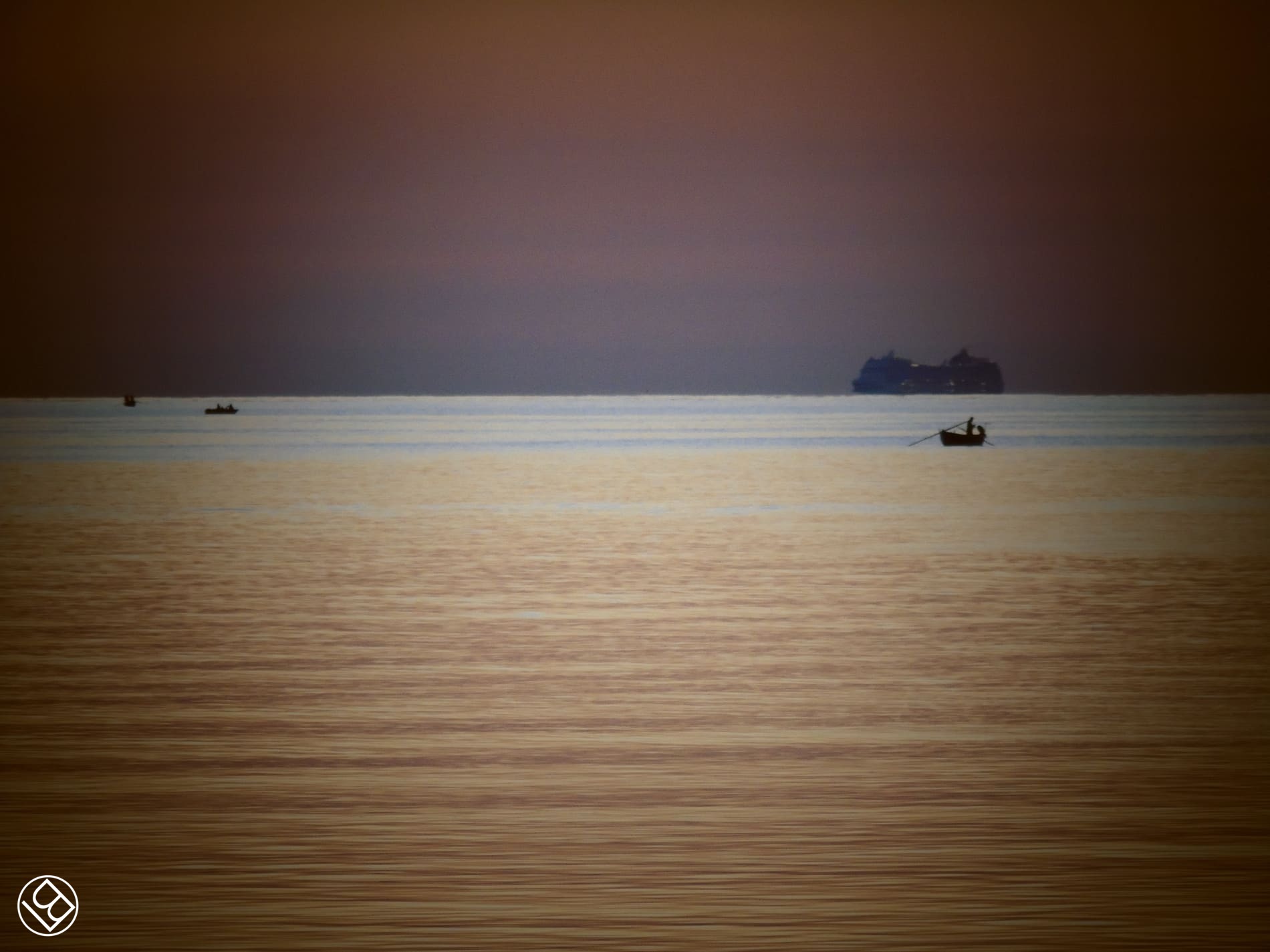 Spettacolare alba al porto di S.Spirito