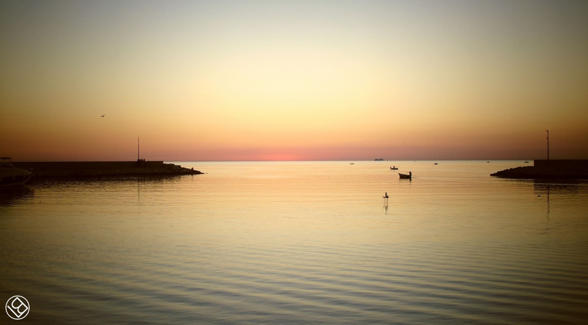 Spettacolare alba al porto di S.Spirito