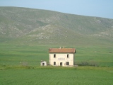 ex scalo ferroviario Calderoni in agro di Gravina in Puglia, da Sp 230.