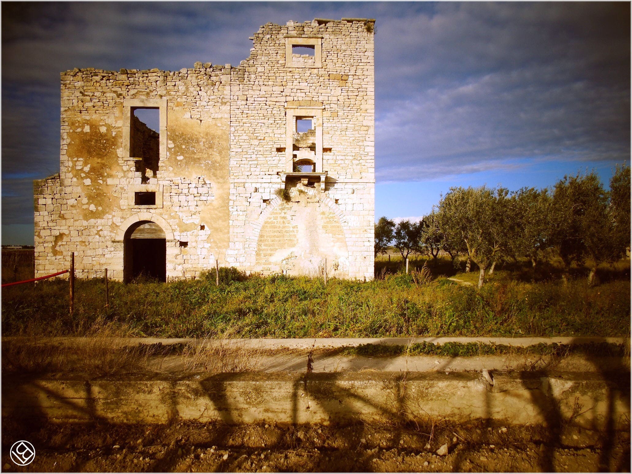 Torre Quercia - in agro di Ruvo di Puglia -  e masserie nei dintorni