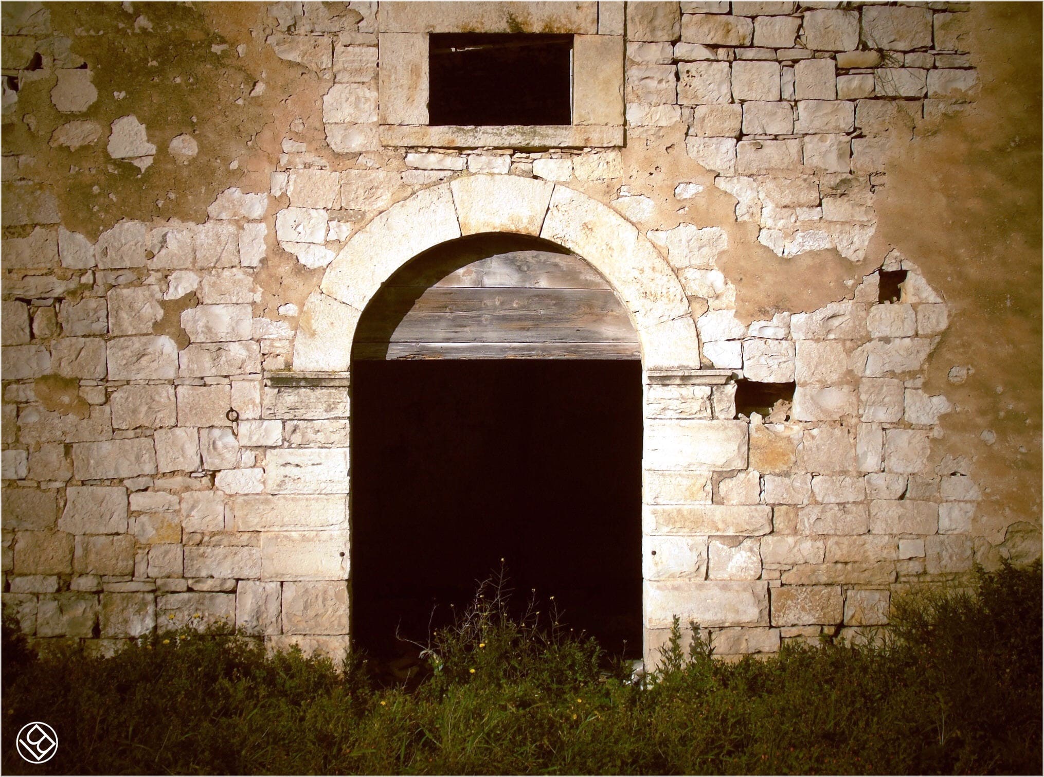 Torre Quercia - in agro di Ruvo di Puglia -  e masserie nei dintorni