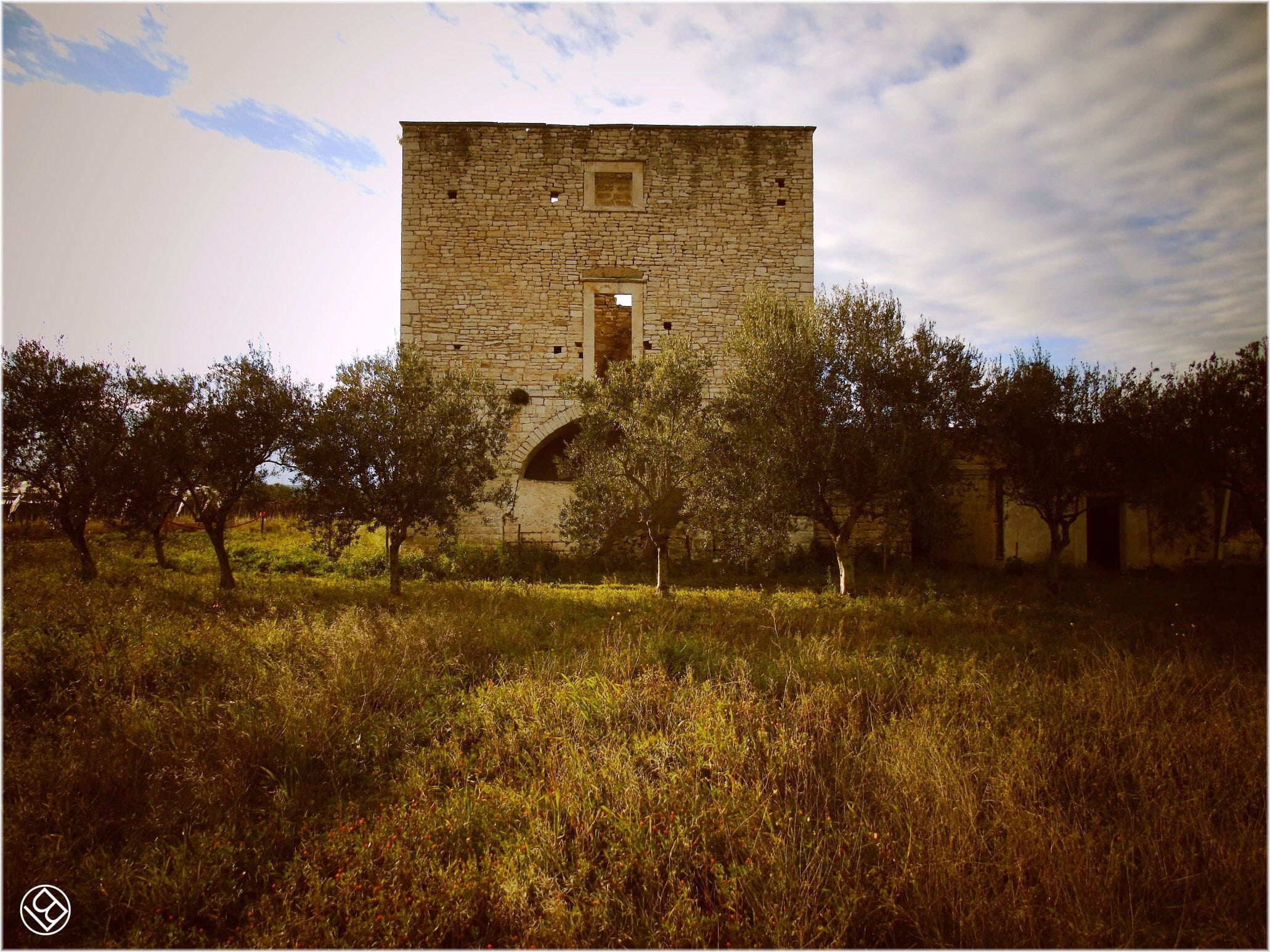 Torre Quercia - in agro di Ruvo di Puglia -  e masserie nei dintorni