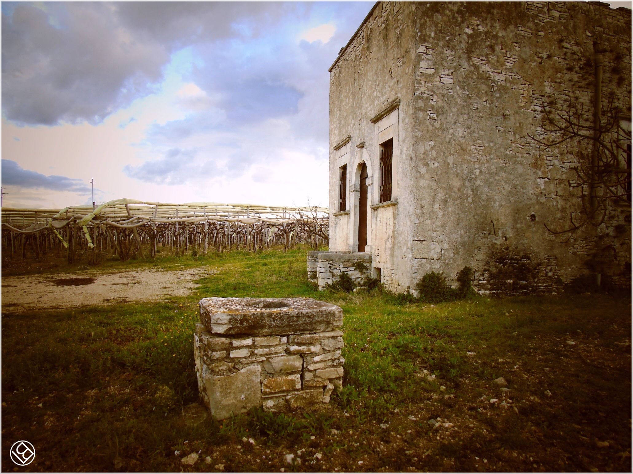 Torre Quercia - in agro di Ruvo di Puglia -  e masserie nei dintorni