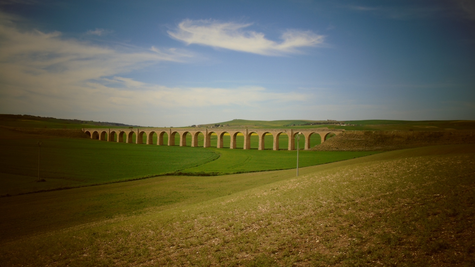 In agro di Spinazzola - Veduta Ponte dei 21 archi img. 1