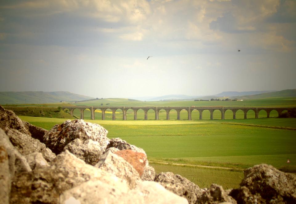 Ponte dei 21 archi in agro di Spinazzola (BT)