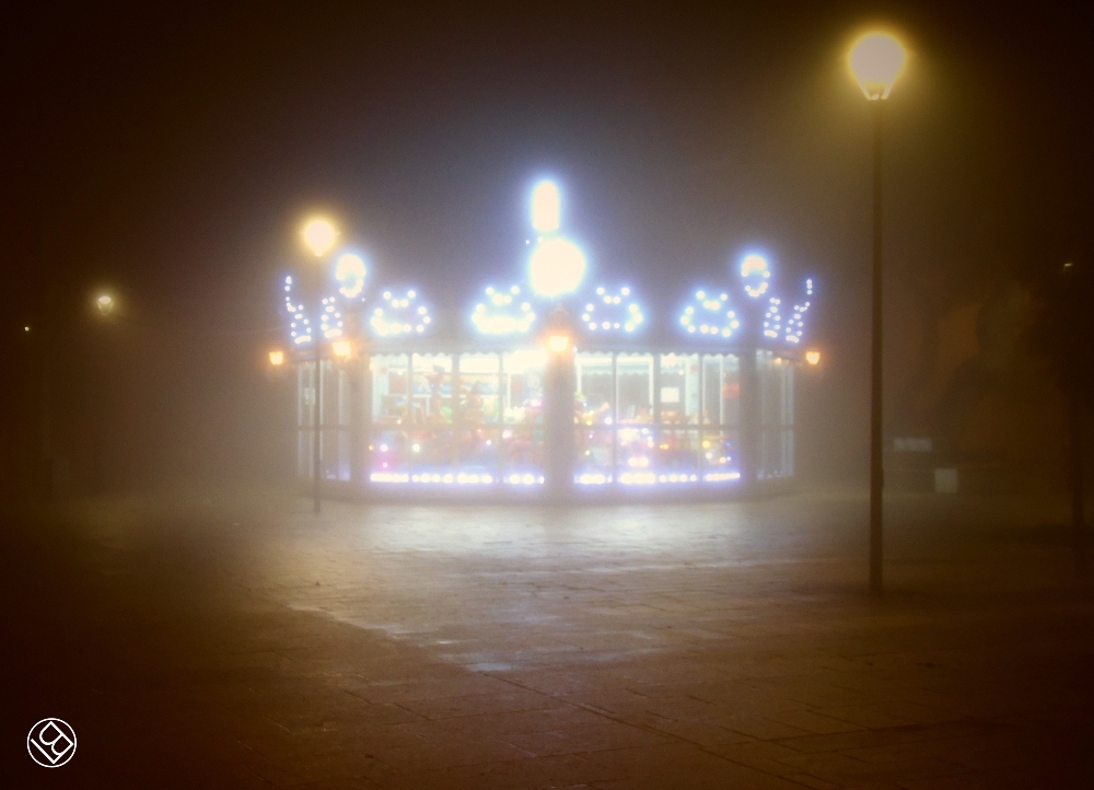 La sera, la nebbia, il lungoporto... a S.Spirito