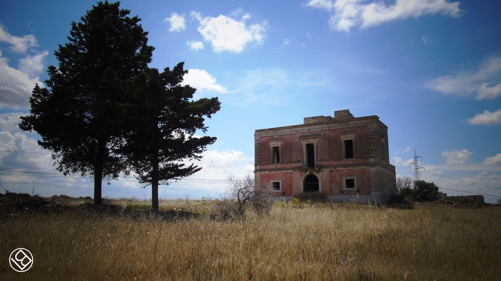 Slideshow di alcune fotografie (amatoriali) di Leonardo Basile che riprendono particolari deell'area Putignano-Turi-Casamassima nell'escursione del giorno 29 maggio 2024.